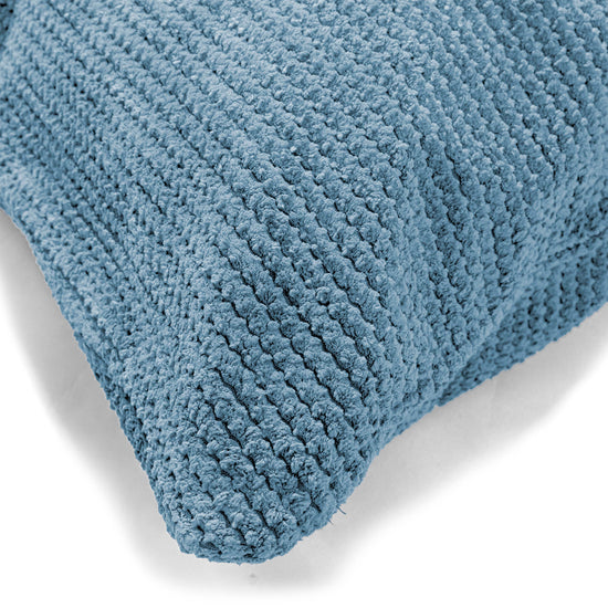 Obdĺžnikový dekoračný poťah na vankúš 35 x 50 cm - Pom Pom Nebová 02