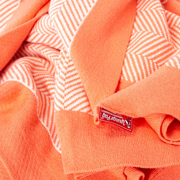 Deka / prikrývka - Pletené Rybia kosť Korálová Fabric Close-up Image