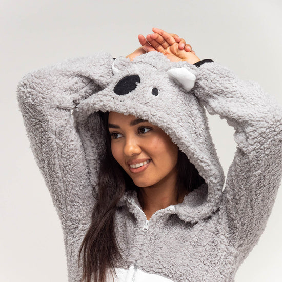 Dámsky zvierací flísový overal Onesie s kapucňou - Medvedík koala 02