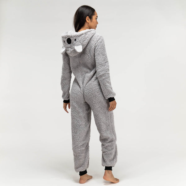 Dámsky zvierací flísový overal Onesie s kapucňou - Medvedík koala Fabric Close-up Image